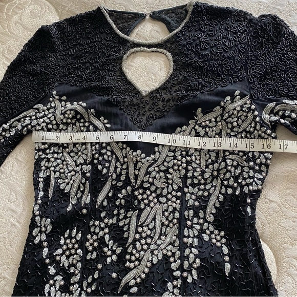Vintage Unmarked Silk and Beaded Long Formal Evening Gown Black S/M - Picture 10 of 15
